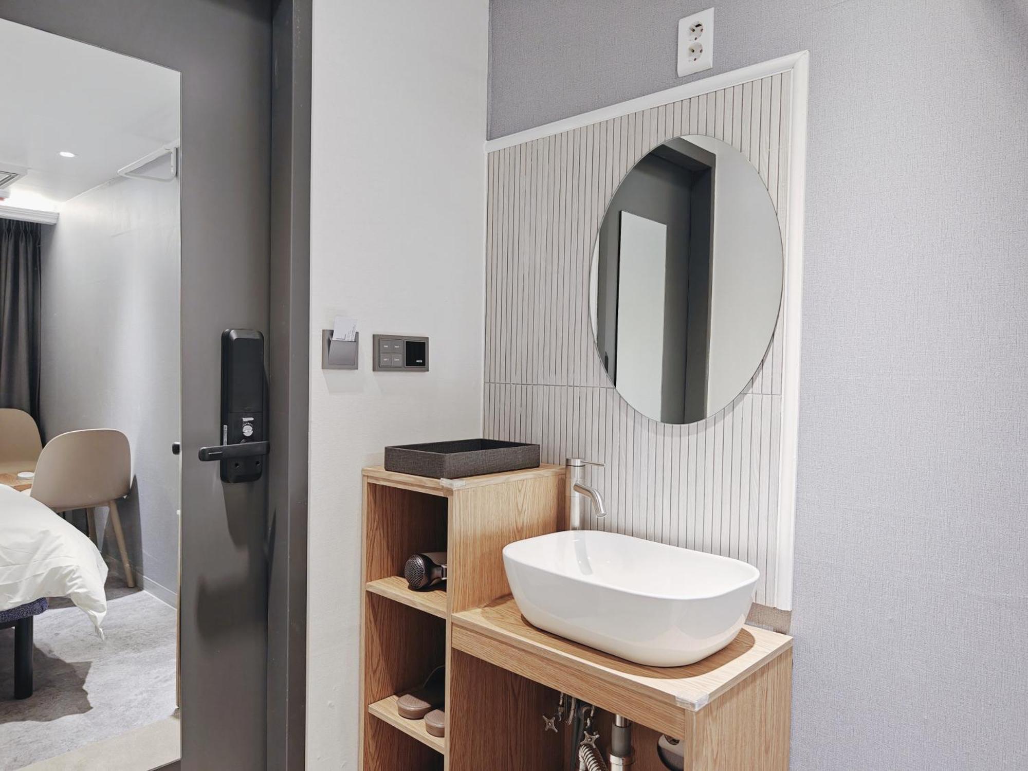 L Hostel Seul Dış mekan fotoğraf